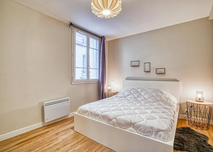 Vernezza, F3 à Deux Pas De Montparnasse Appartement