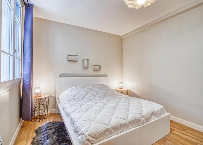 Vernezza, F3 à Deux Pas De Montparnasse * Paris