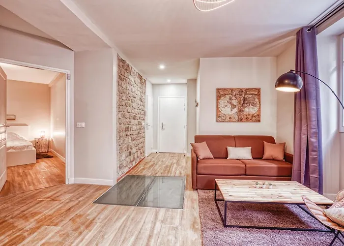 Vernezza, F3 à Deux Pas De Montparnasse *