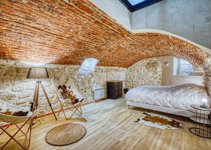 Vernezza, F3 à Deux Pas De Montparnasse Appartement