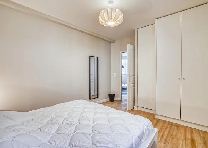 Appartement Vernezza, F3 à Deux Pas De Montparnasse